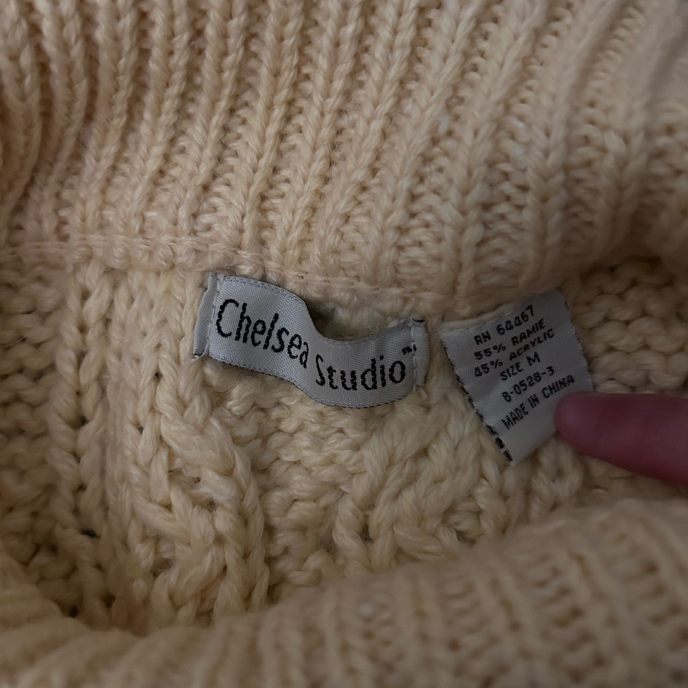 Chelsea Studio Yellow Sweater - Picture 2 of 6